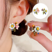 Load image into Gallery viewer, Daisy Flower Earrings